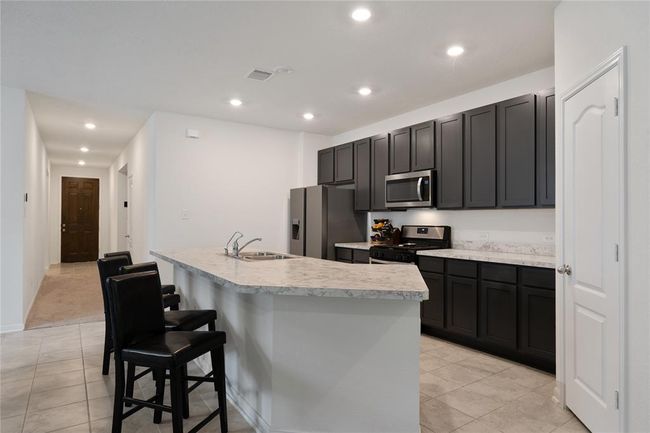 4007 Mossy Banks Ln, House other with 3 bedrooms, 2 bathrooms and 2 parking in Houston TX | Image 6
