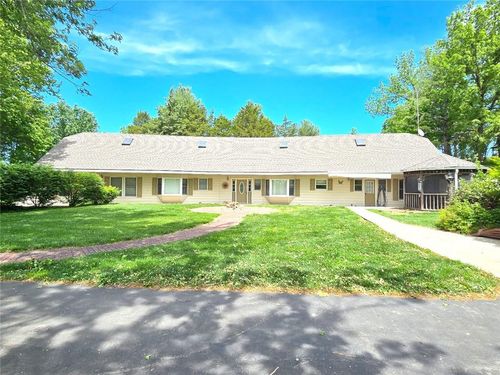 2101 Hillview Rd, Liberty, MO, 64068-8590 | Card Image
