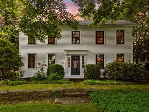 38 South St, Grafton, MA, 01519-1103 | Card Image