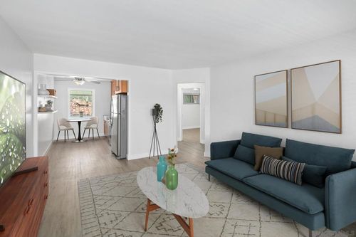5110 1/2 Marlborough Dr, San Diego, CA, 92116-2032 | Card Image