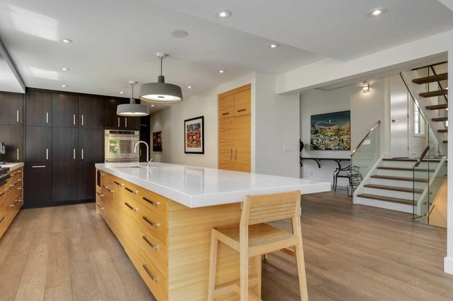 841 Rideau Road Sw, House other with 3 bedrooms, 3 bathrooms and 4 parking in Calgary AB | Image 9