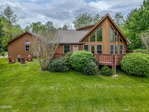 3421 Mattox Cemetery Rd, Sevierville, TN, 37862-8255 | Card Image