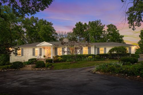 2704 Windemere Dr, Nashville, TN, 37214-1733 | Card Image