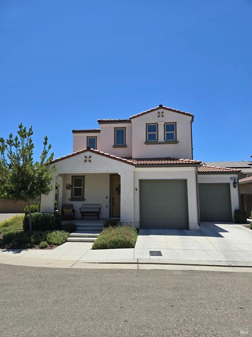 4288 Horizon Dr, Madera, CA, 93636-8004 | Card Image
