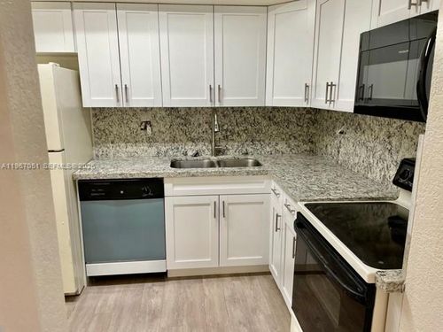102-1754 55th Ave, Lauderhill, FL, 33313-4860 | Card Image
