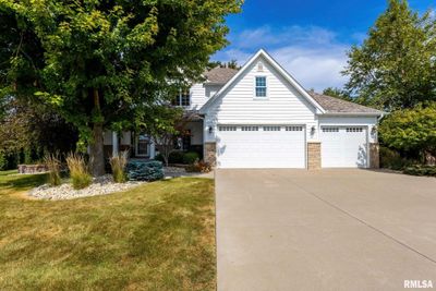 5726 New Castle Lane, House other with 5 bedrooms, 4 bathrooms and null parking in Bettendorf IA | Image 3