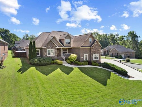 101 Riverway Ln, New Market, AL, 35761-7100 | Card Image