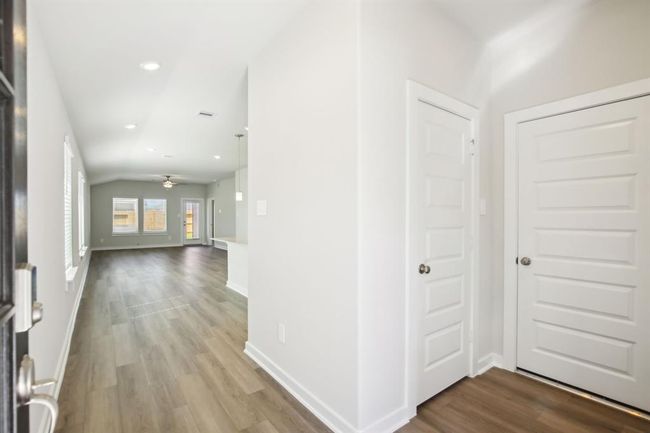 Photo is not of the actual home but is an inspirational photo of builder’s model home and may depict options, furnishings, and/or decorator features that are not included. | Image 8