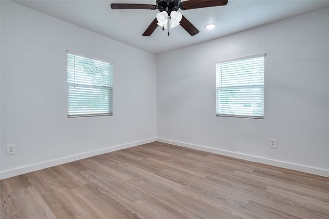 307 Commerce St W, House other with 2 bedrooms, 1 bathrooms and null parking in Honey Grove TX | Image 14