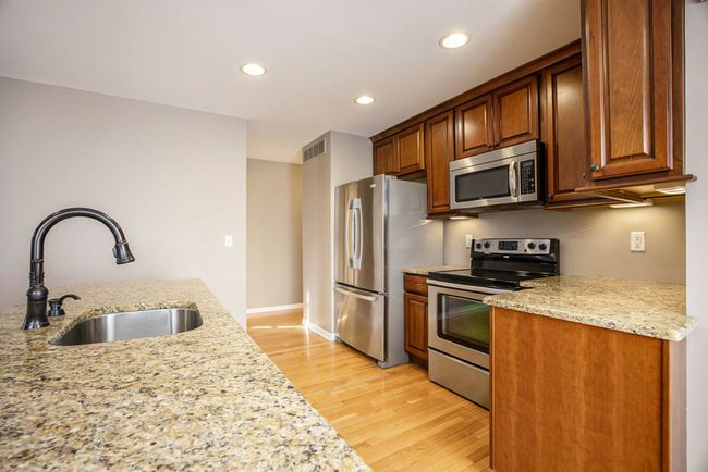 4655 Christopher Pines Dr, Condo with 3 bedrooms, 3 bathrooms and null parking in Clarkston MI | Image 8