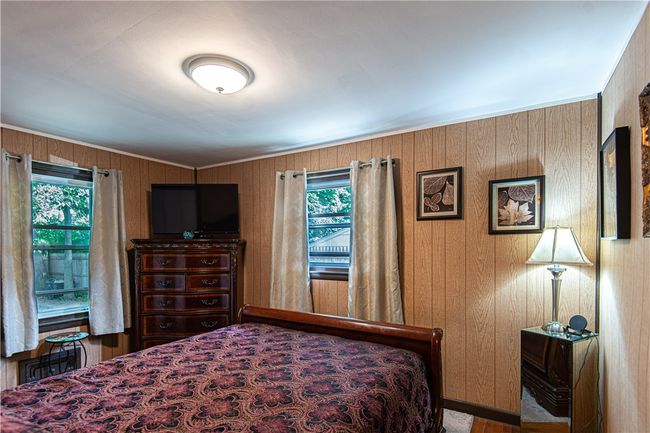 6 Hilton Ave, House other with 2 bedrooms, 2 bathrooms and 4 parking in Riverside RI | Image 15
