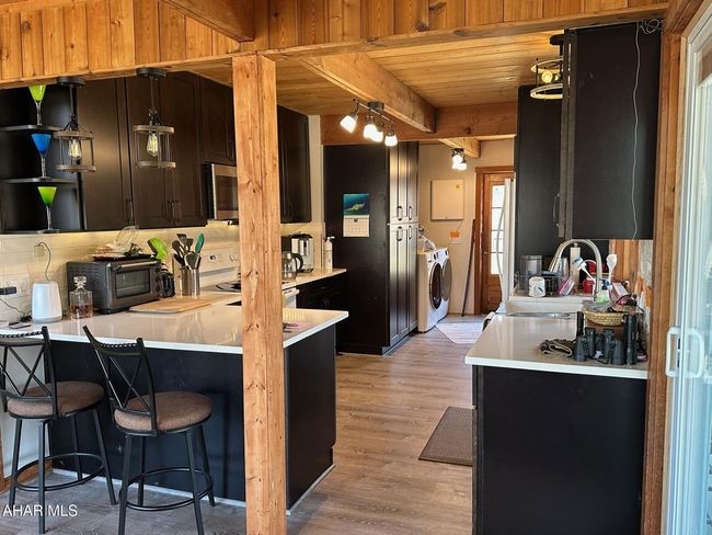 647 Meadow Rd, House other with 4 bedrooms, 3 bathrooms and null parking in Manns Choice PA | Image 4
