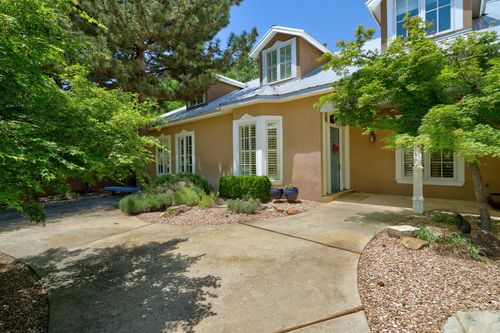 1513 Tinnin Rd Nw, Los Ranchos, NM, 87107-7121 | Card Image