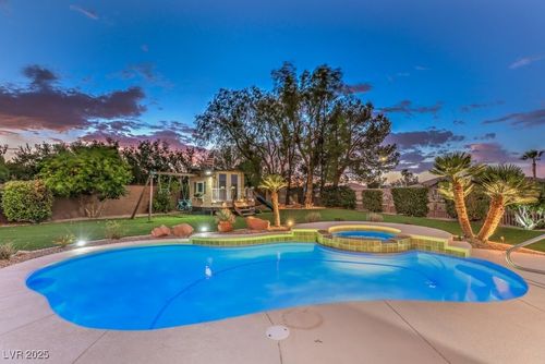 71 Fountainhead Cir, Henderson, NV, 89052-6422 | Card Image
