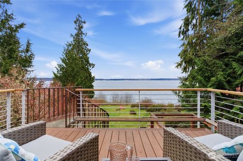 610 Tala Shore Dr, Port Ludlow, WA, 98365-9782 | Card Image
