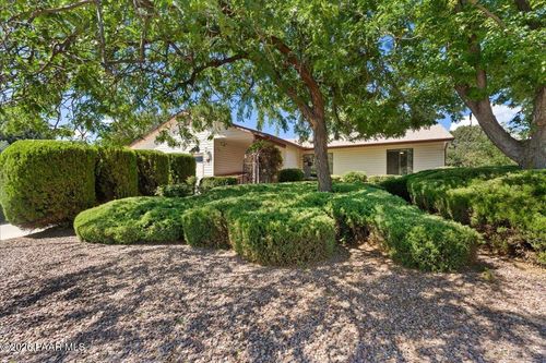 10817 E Turquoise Cir, Dewey-Humboldt, AZ, 86327-5419 | Card Image