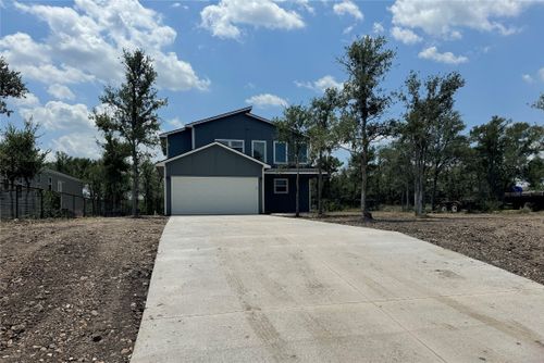128 Passion Vine Rd, Dale, TX, 78616-2152 | Card Image