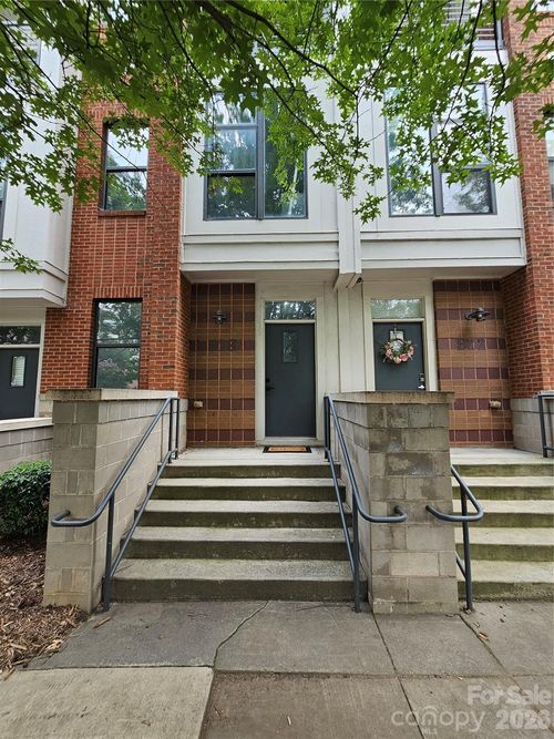 526 N Mcdowell St, Charlotte, NC, 28204-2010 | Card Image