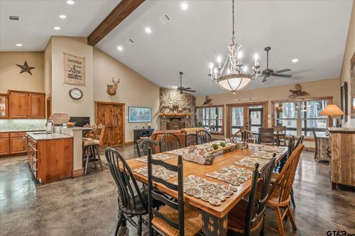 8875 Mallard Way, Larue, TX, 75770-4977 | Card Image
