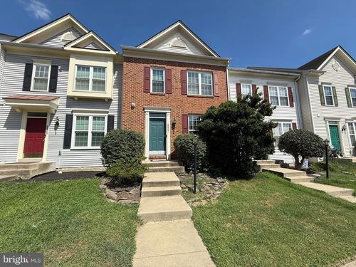 8807 Howland Pl, BRISTOW, VA, 20136-5708 | Card Image