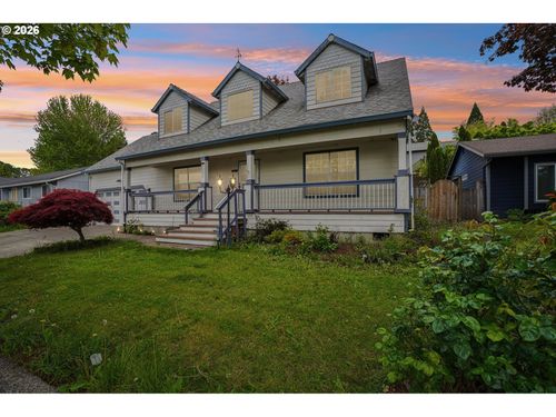 527 Willamina Ave, Forest Grove, OR, 97116-1175 | Card Image