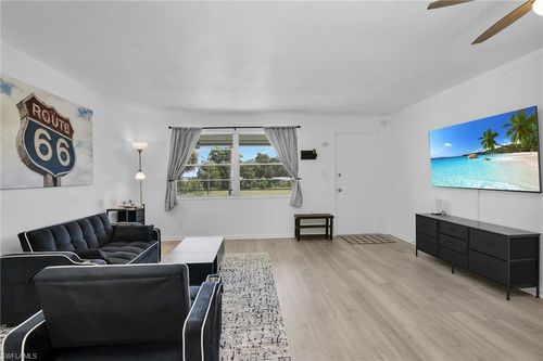 3225 E Riverside Dr, FORT MYERS, FL, 33916 | Card Image