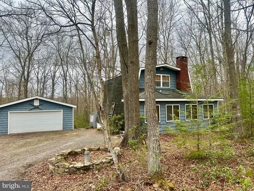 552 Black Oak Dr, OAKLAND, MD, 21550-7852 | Card Image