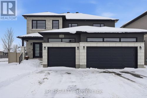 301 Moonlight Drive, Russell, ON, K4R0L1 | Card Image