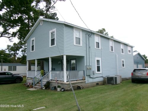 104 Salem St, Morehead City, NC, 28557-2736 | Card Image