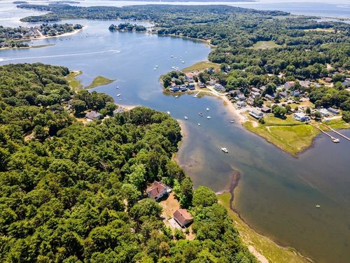 68 Squaws Path, East Wareham, MA, 02538-1318 | Card Image