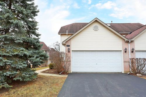 2015 Thornwood Circle, St. Charles, IL, 60174 | Card Image