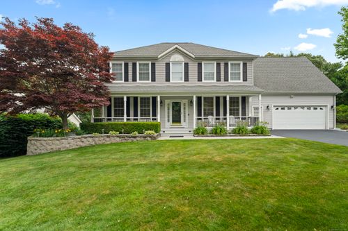 7 White Oak Ln, Quaker Hill, CT, 06375-1045 | Card Image