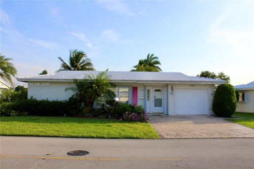 6810 Nw 70th St, Tamarac, FL, 33321-5418 | Card Image