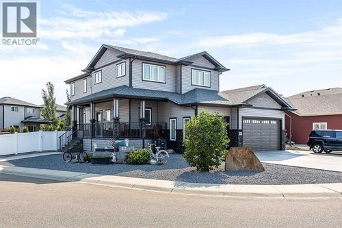 213 Somerside Rd Se, Medicine Hat, AB, T1B0N5 | Card Image