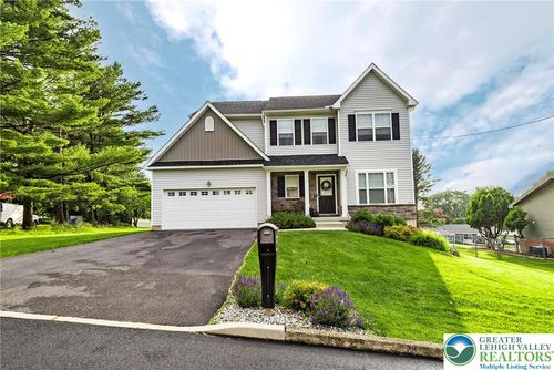 1404 Waverly Ave, EASTON, PA, 18040-1221 | Card Image