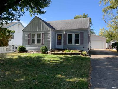 3323 N Finnell Avenue, House other with 3 bedrooms, 1 bathrooms and null parking in Peoria IL | Image 1