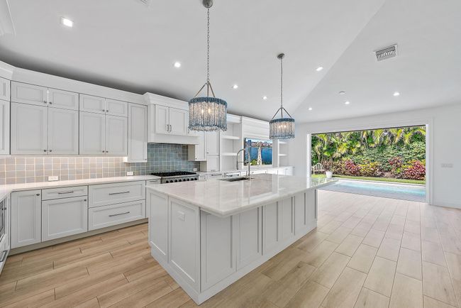 189 Shelter Ln, House other with 3 bedrooms, 4 bathrooms and null parking in Jupiter Inlet Colony FL | Image 17