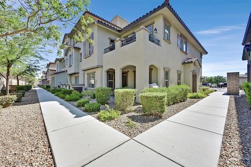 97 Lomita Heights Dr, Las Vegas, NV, 89138-6174 | Card Image