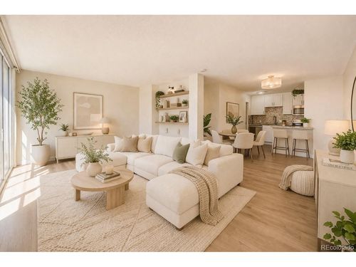 402-2500 S York St, Denver, CO, 80210-5261 | Card Image