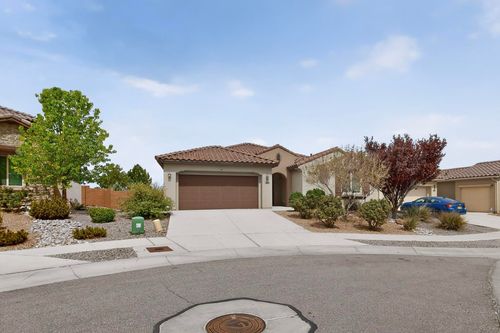 8752 Abierto Vista Cir Nw, Albuquerque, NM, 87120-6800 | Card Image