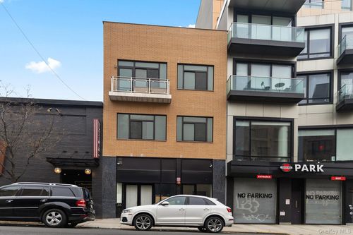 62 N 9th St, Brooklyn, NY, 11249-1931 | Card Image