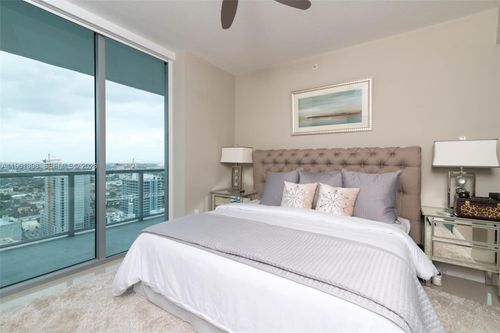 3412-s-79 Sw 12th St, Miami, FL, 33130-5201 | Card Image