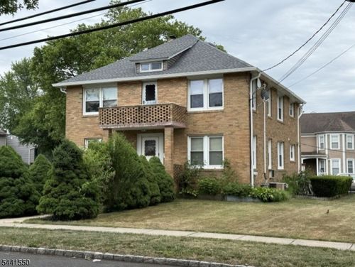2004 Grand St, Scotch Plains, NJ, 07076-1242 | Card Image
