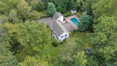 215 Leroy Avenue, House other with 5 bedrooms, 3 bathrooms and null parking in Darien CT | Image 3