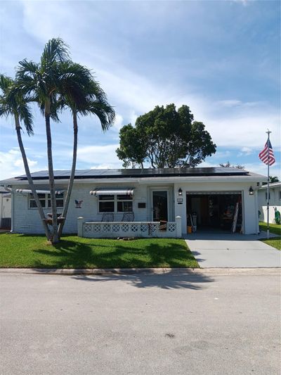 1655 Nw 69th Ave, House other with 2 bedrooms, 2 bathrooms and null parking in Margate FL | Image 2