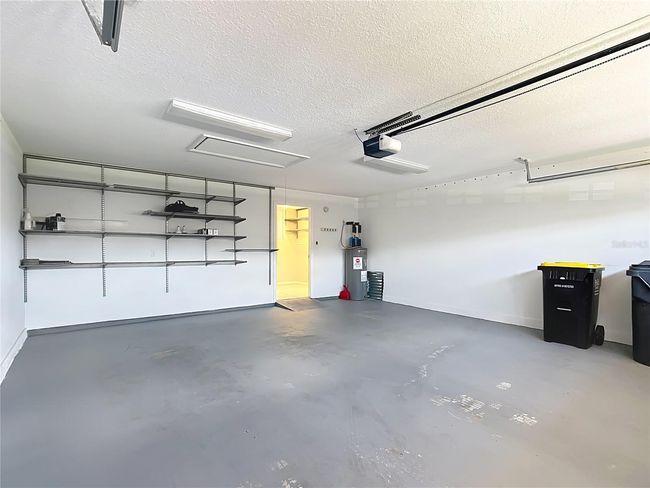 Garage | Image 24