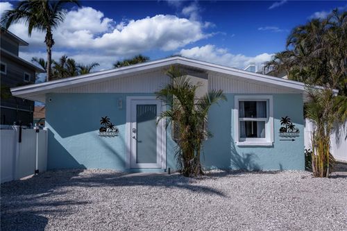 a-and-b-3604 Gulf Dr, HOLMES BEACH, FL, 34217-2029 | Card Image