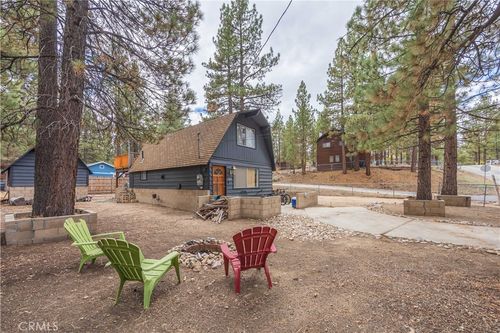 828 W Sherwood Blvd, Big Bear City, CA, 92314-9658 | Card Image