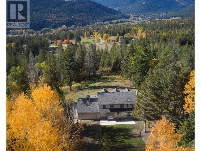 5228 Warren Creek Rd, House other with 4 bedrooms, 3 bathrooms and 12 parking in Falkland BC | Image 83