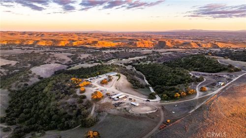 4265 Nickel Creek Rd, San Miguel, CA, 93451-9098 | Card Image